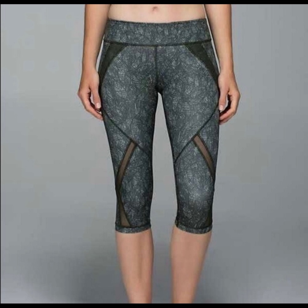 Lululemon Cool-to-street Crop Leggings